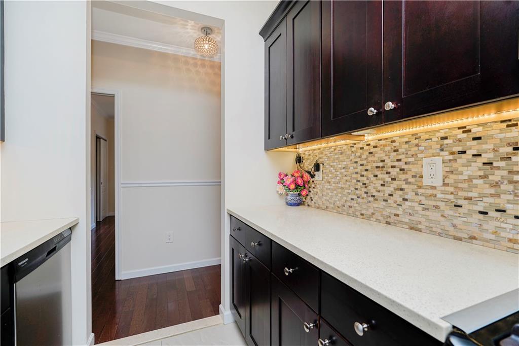 1235 Forest Hill Road 2E, Staten  Island, New York, 10314 image 12