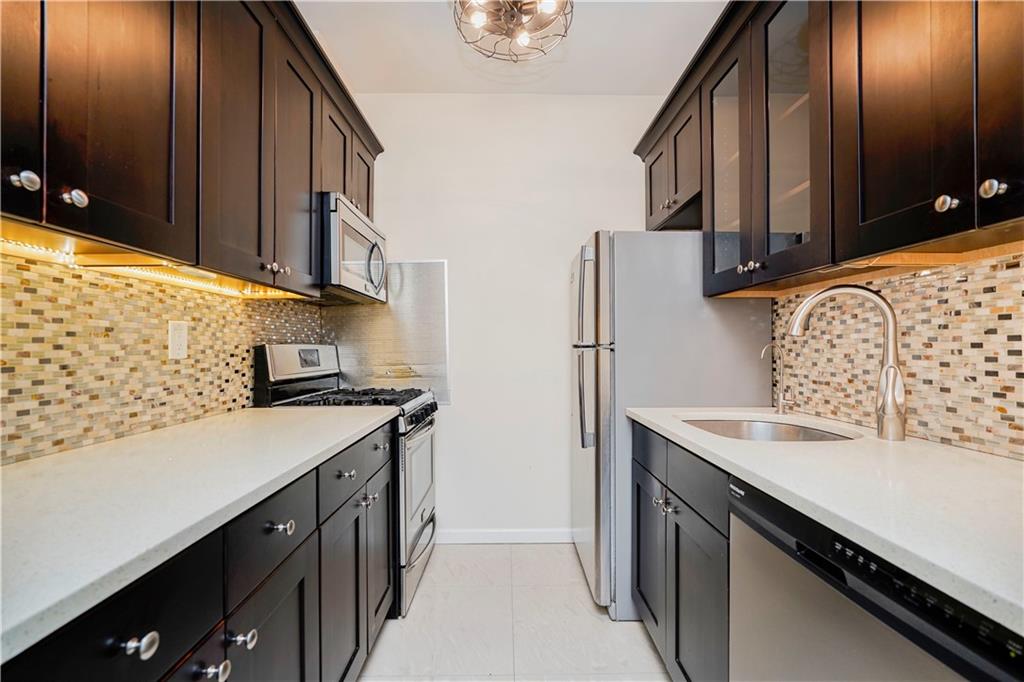 1235 Forest Hill Road 2E, Staten  Island, New York, 10314 image 8