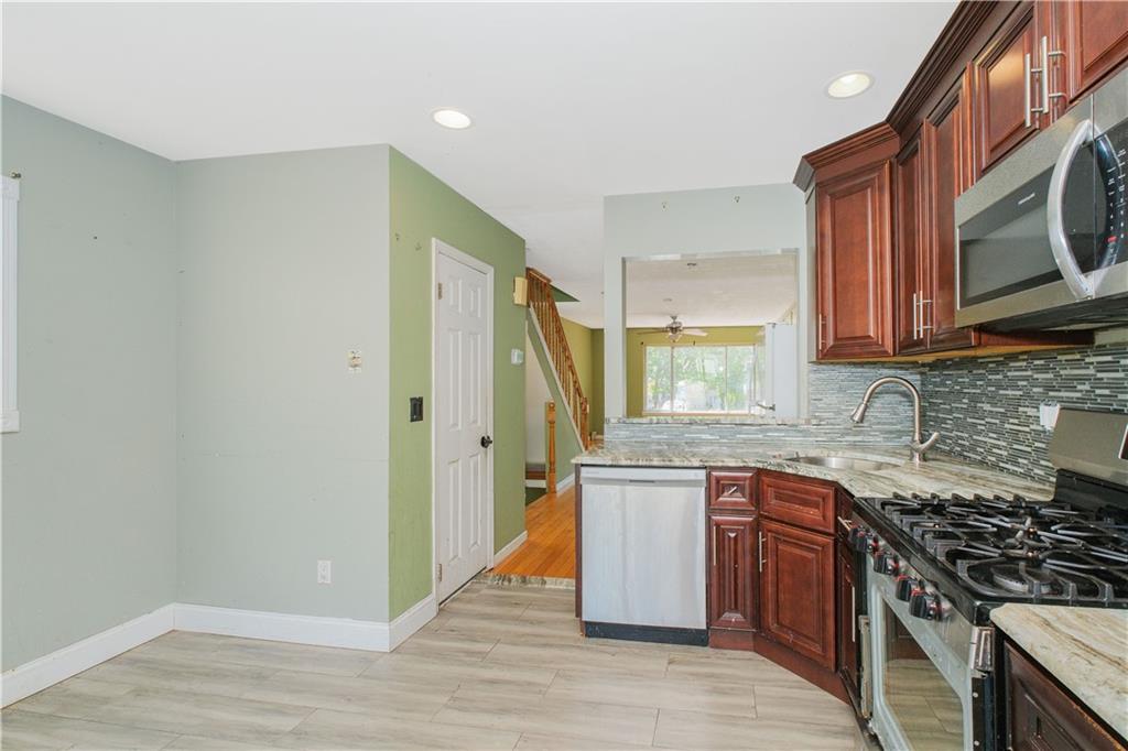 293 Wingham Street, Staten  Island, New York, 10305 image 17