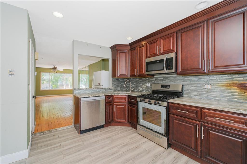 293 Wingham Street, Staten  Island, New York, 10305 image 18