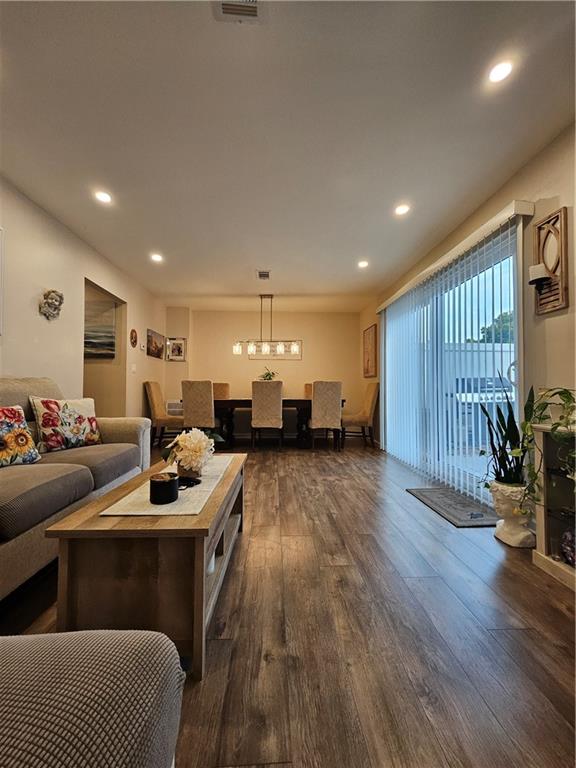 221 Pond Way A, Staten  Island, New York, 10303 image 16