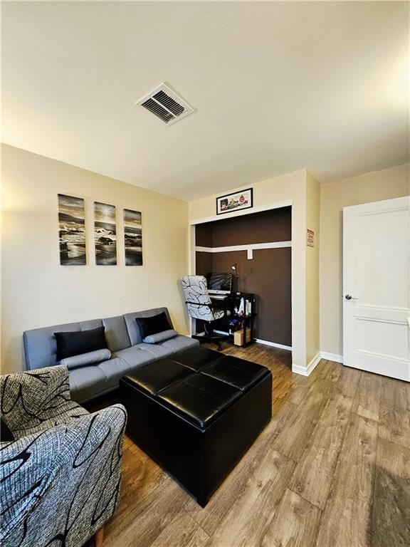 221 Pond Way A, Staten  Island, New York, 10303 image 7