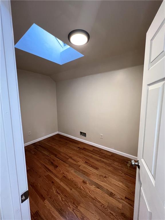 16 Mickardan Court, Staten  Island, New York, 10304 image 13