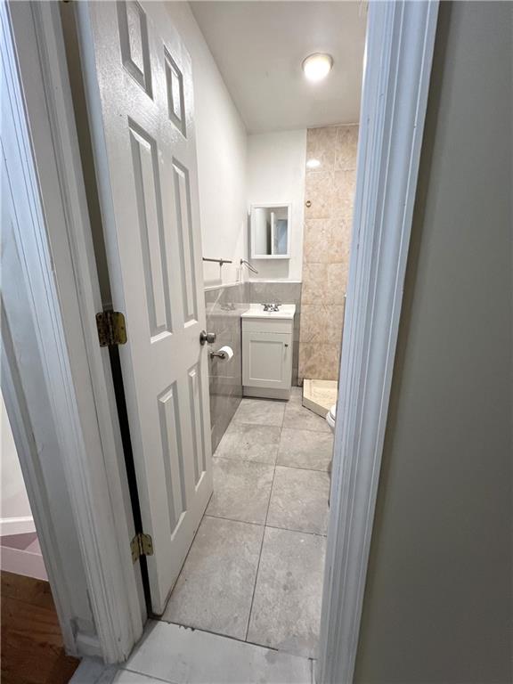 16 Mickardan Court, Staten  Island, New York, 10304 image 19