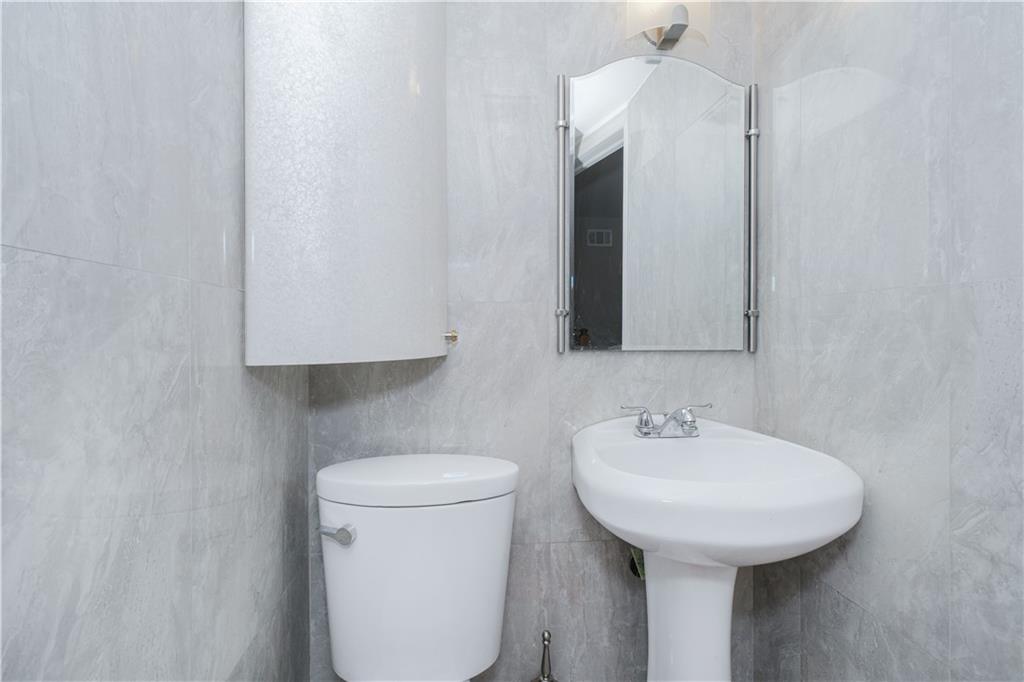 23 Peggy Lane, Staten  Island, New York, 10306 image 15