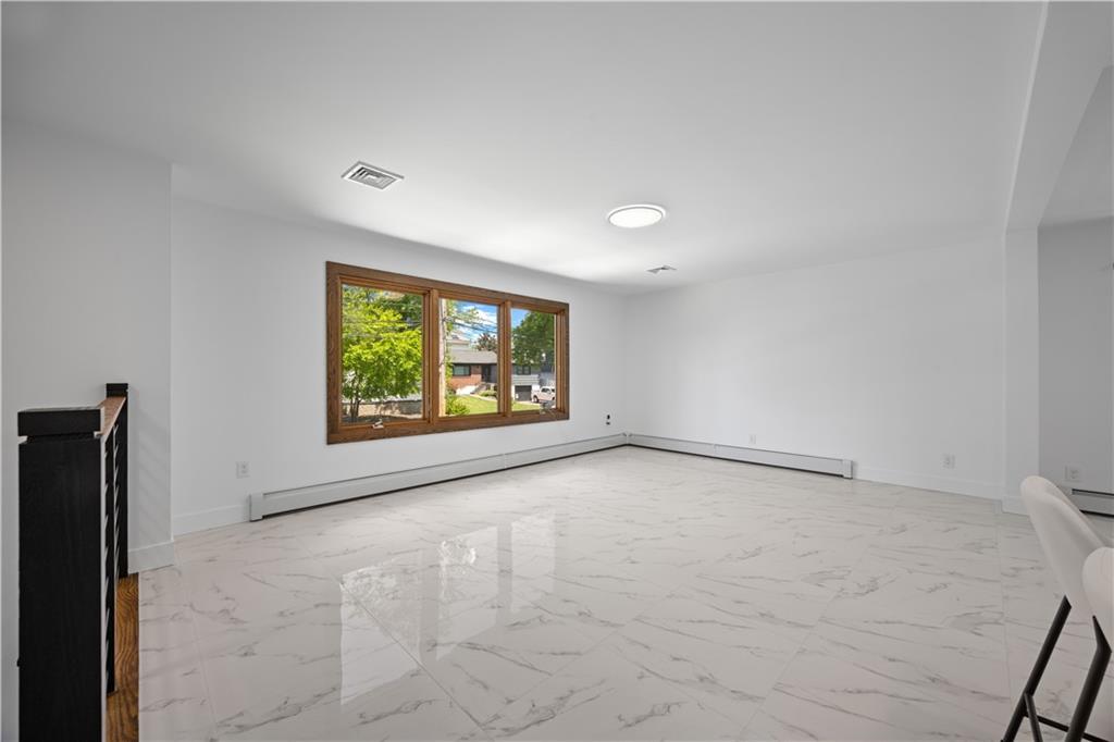 164 Railroad Street, Staten  Island, New York, 10312 image 13