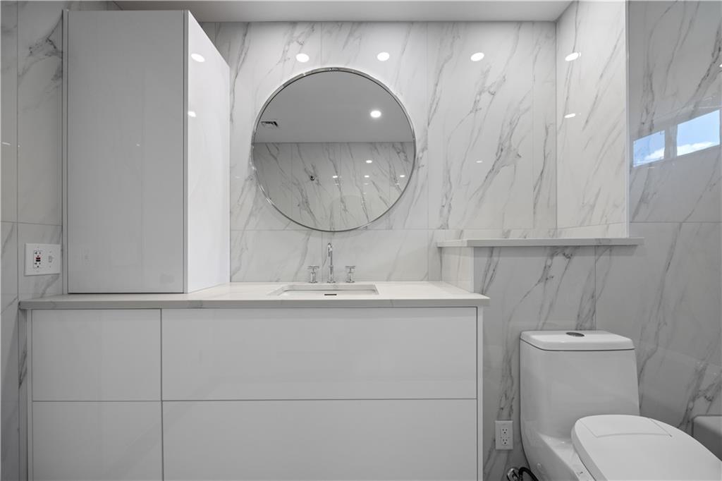 164 Railroad Street, Staten  Island, New York, 10312 image 17