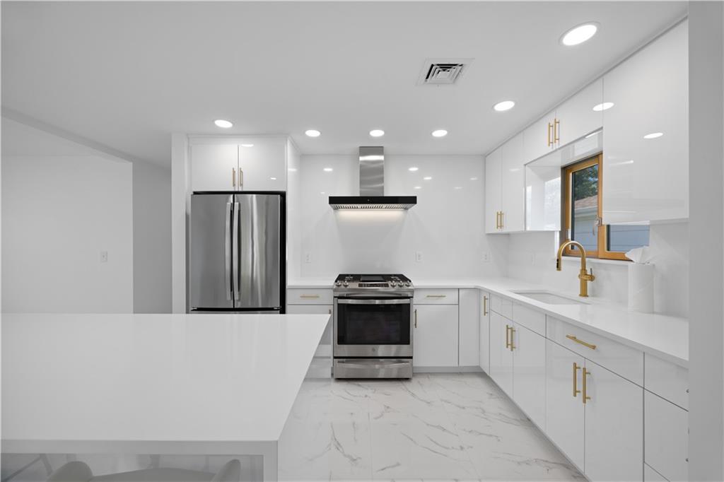 164 Railroad Street, Staten  Island, New York, 10312 image 29