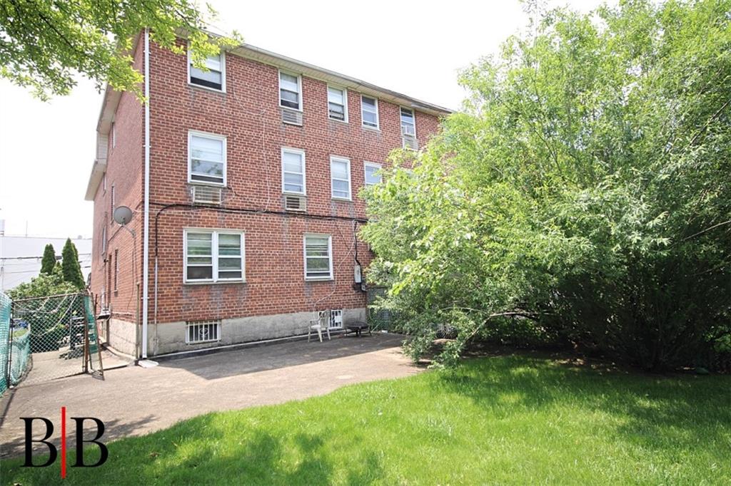 1229 East 66th Street Image 2