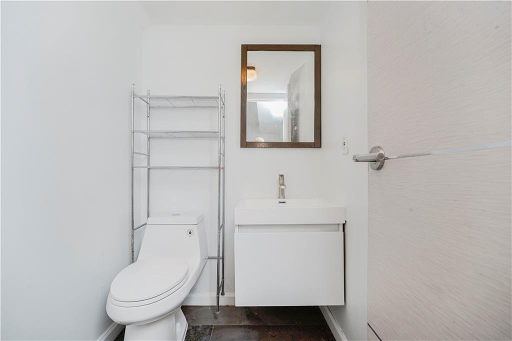 244 Hett Avenue, Staten  Island, New York, 10306 image 18