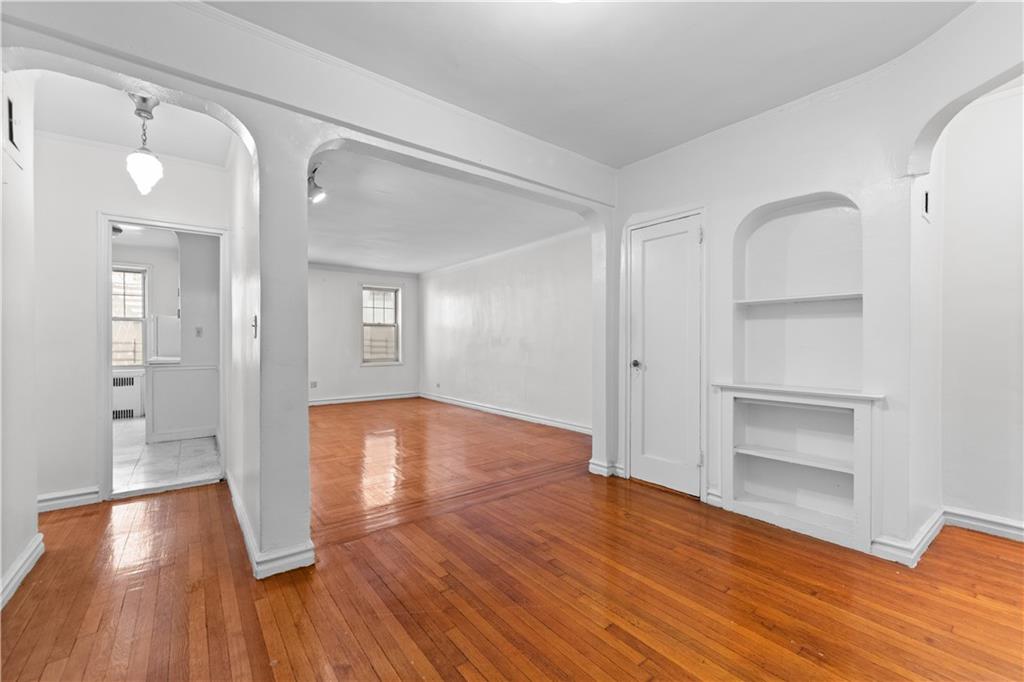 601 East 19th Street 1L Image 3