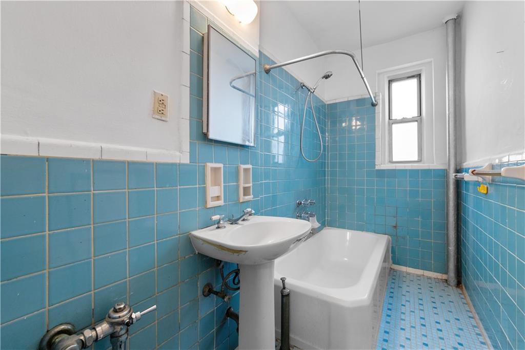 601 East 19th Street 1L, Brooklyn, New York, 11226 image 10