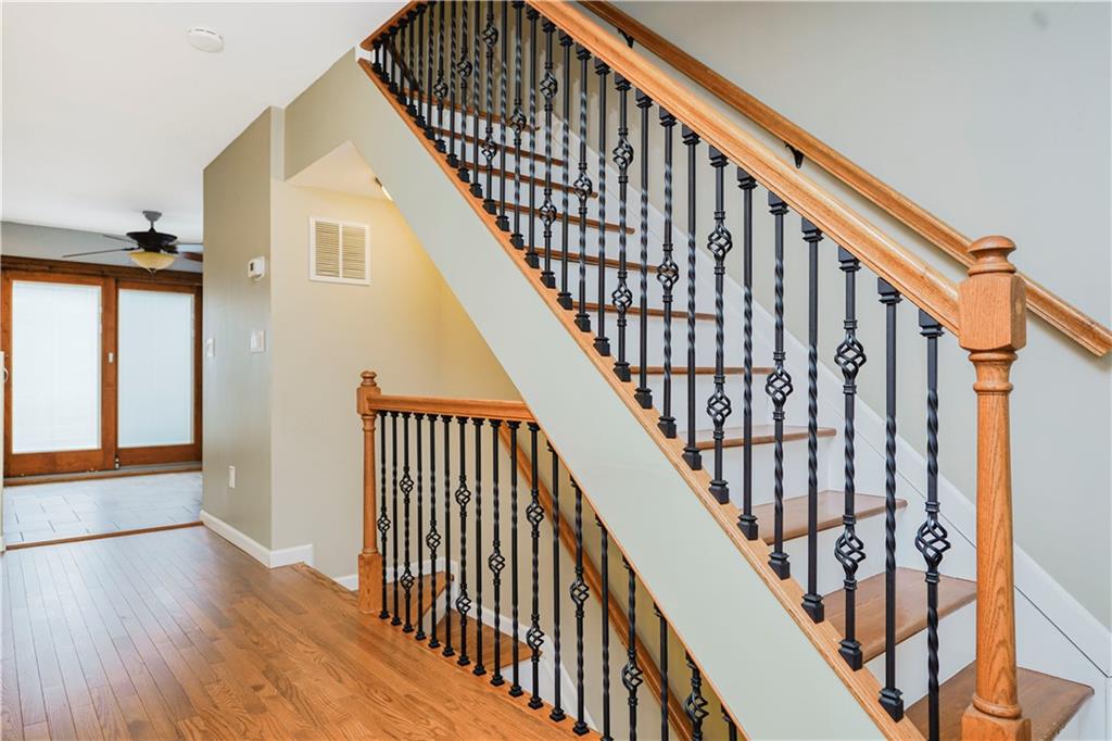 61 Avon Lane, Staten  Island, New York, 10314 image 12