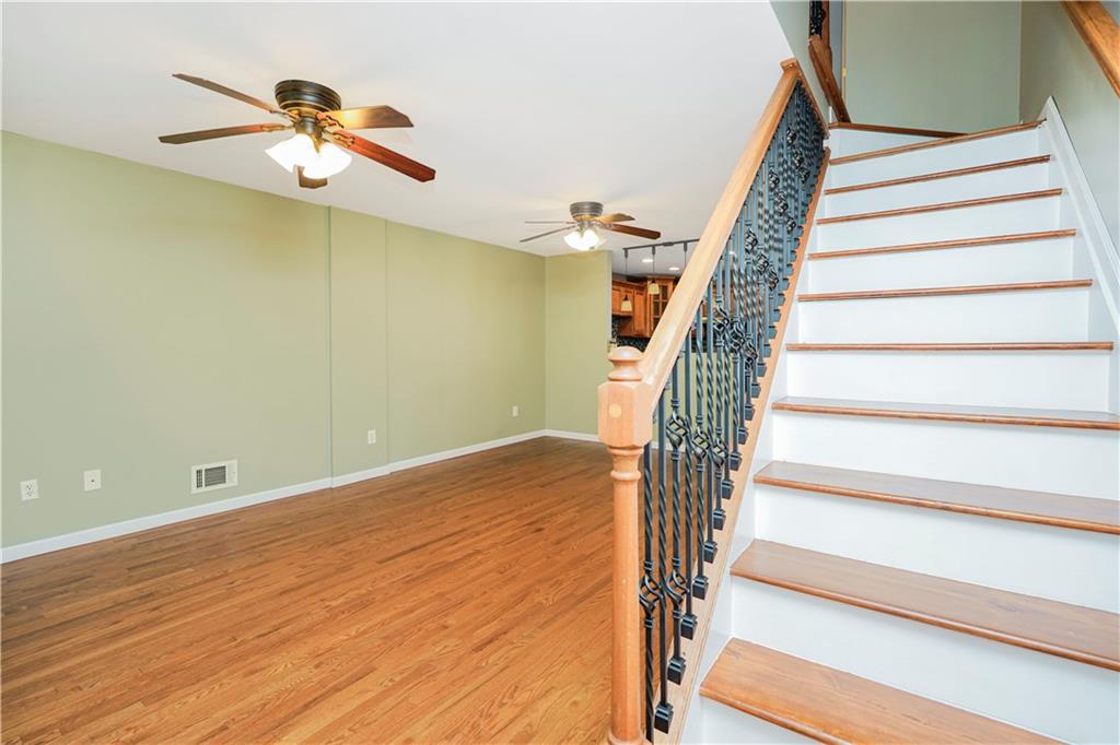 61 Avon Lane, Staten  Island, New York, 10314 image 13