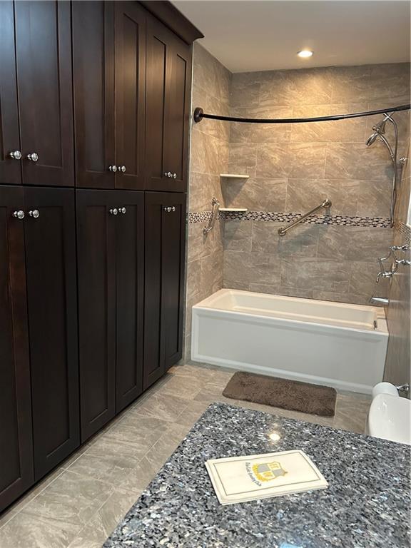 30 Regis Drive 76, Staten  Island, New York, 10314 image 32