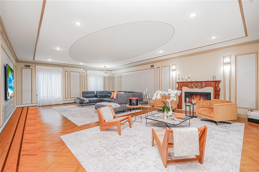 76 Douglas Road, Staten  Island, New York, 10304 image 9