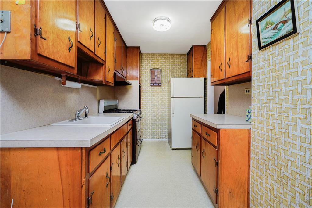 1935 Shore Parkway 8E, Brooklyn, New York, 11214 image 14