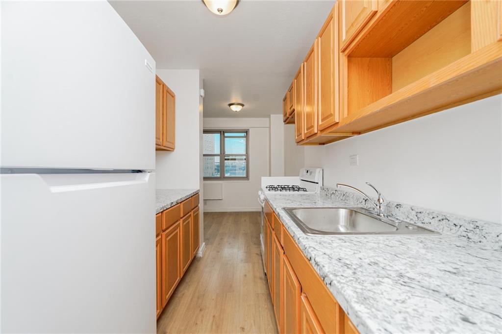 444 Neptune Avenue 2S, Brooklyn, New York, 11224 image 8