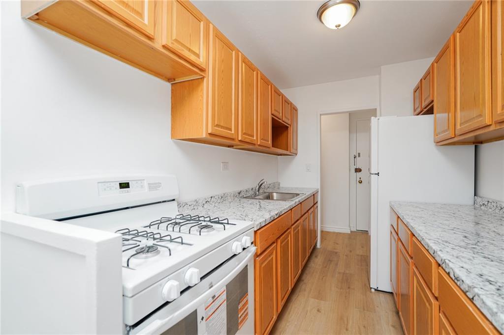 444 Neptune Avenue 2S, Brooklyn, New York, 11224 image 9
