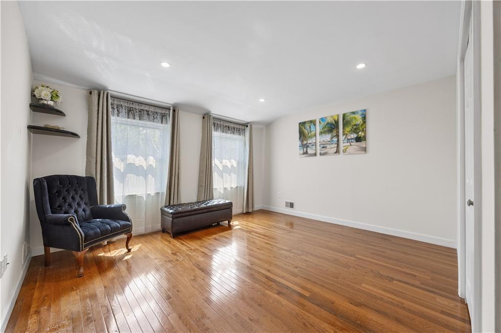 104 Pearsall Street, Staten  Island, New York, 10305 image 15