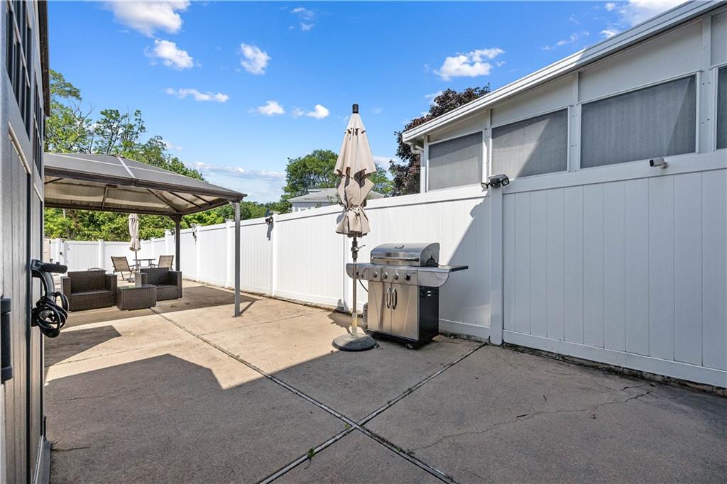 104 Pearsall Street, Staten  Island, New York, 10305 image 20