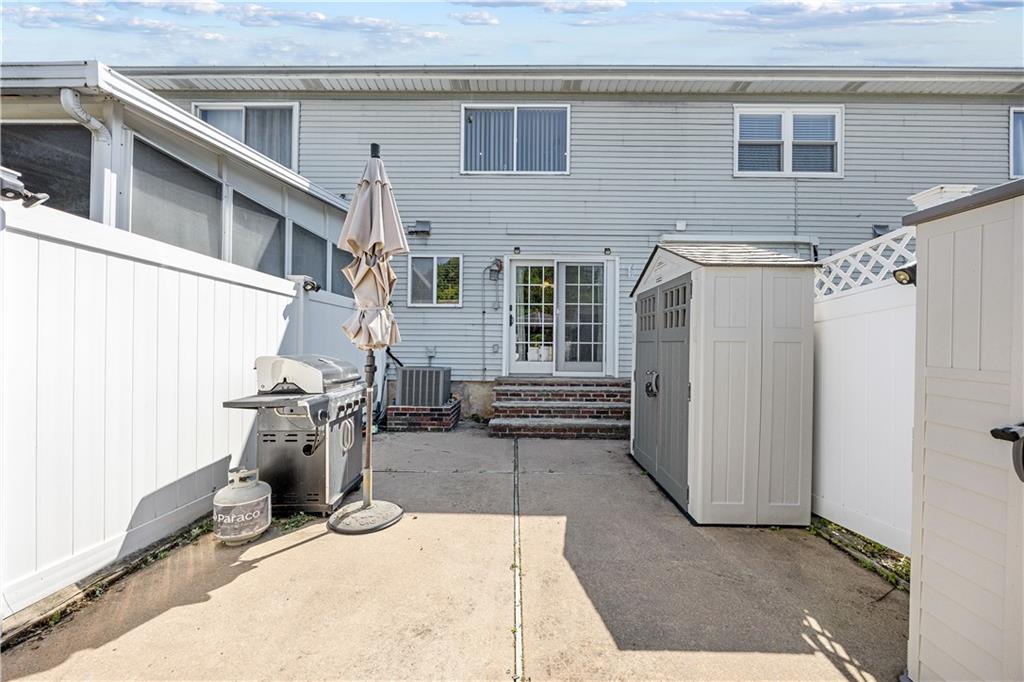 104 Pearsall Street, Staten  Island, New York, 10305 image 23