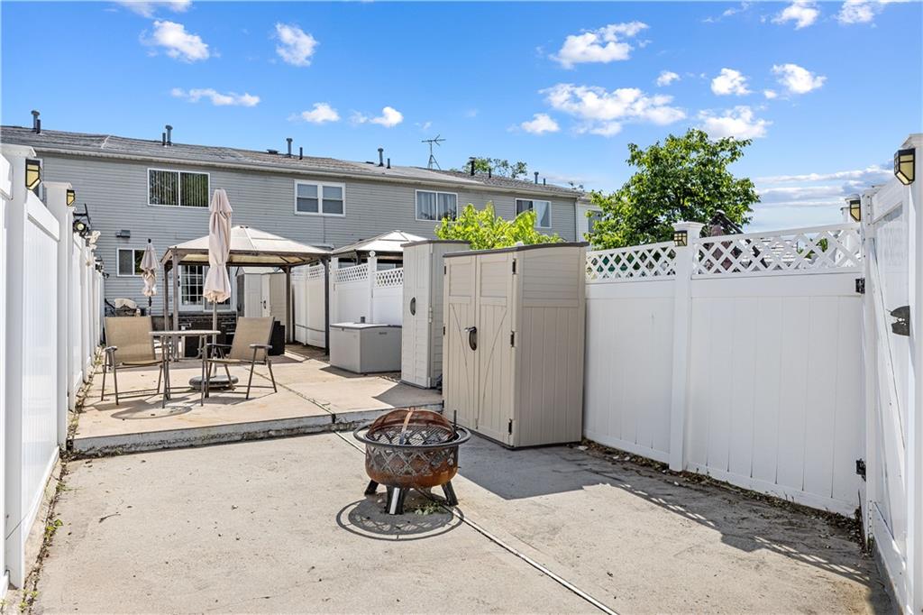 104 Pearsall Street, Staten  Island, New York, 10305 image 24