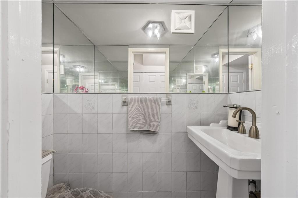 104 Pearsall Street, Staten  Island, New York, 10305 image 6