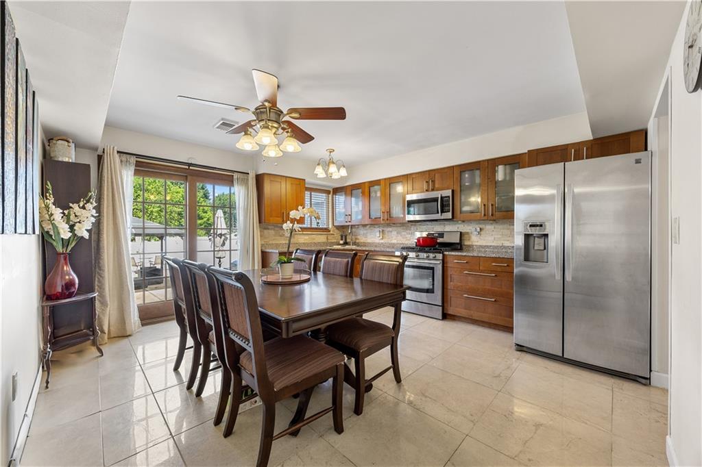 104 Pearsall Street, Staten  Island, New York, 10305 image 9