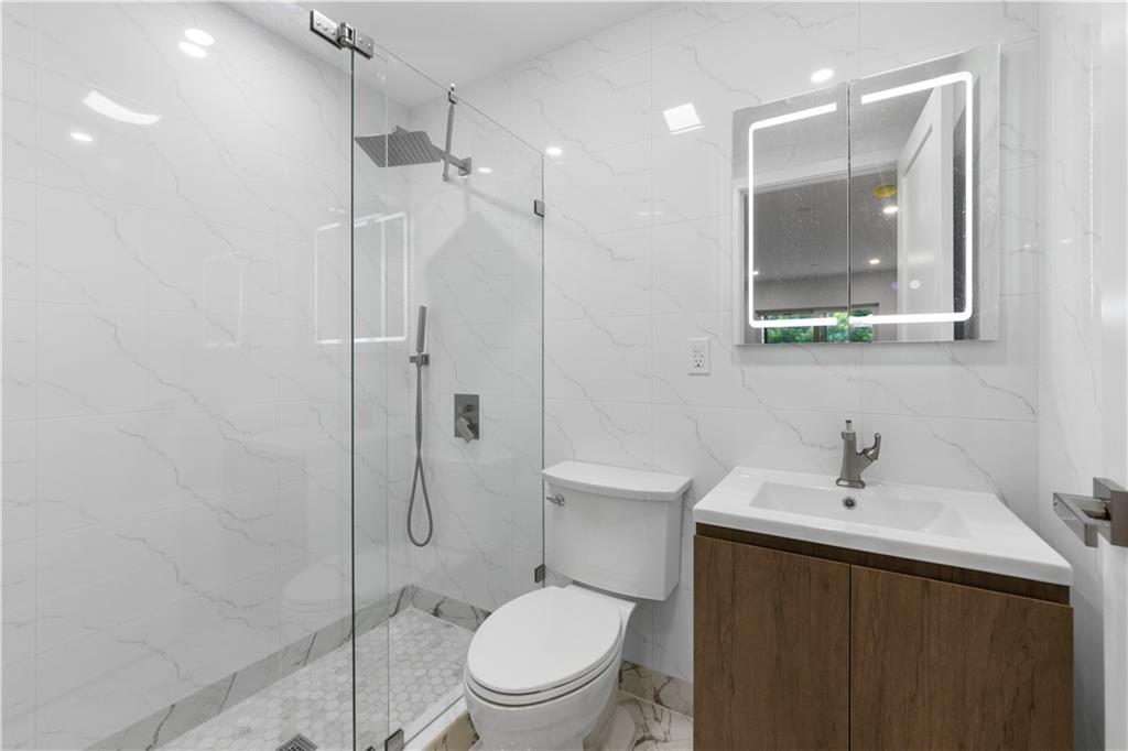 100 16th Street 3, Brooklyn, New York, 11221 image 9