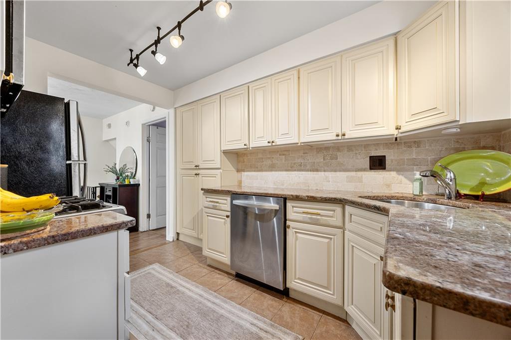 324 Norway Avenue, Staten  Island, New York, 10305 image 22