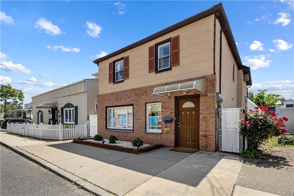 324 Norway Avenue Image 3