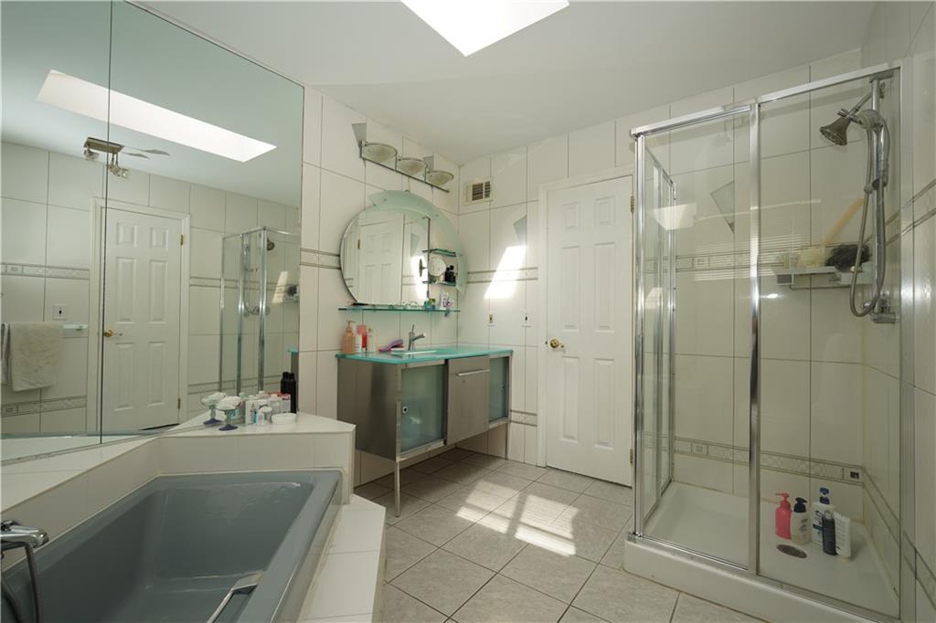 50 Dina Court, Staten  Island, New York, 10306 image 13