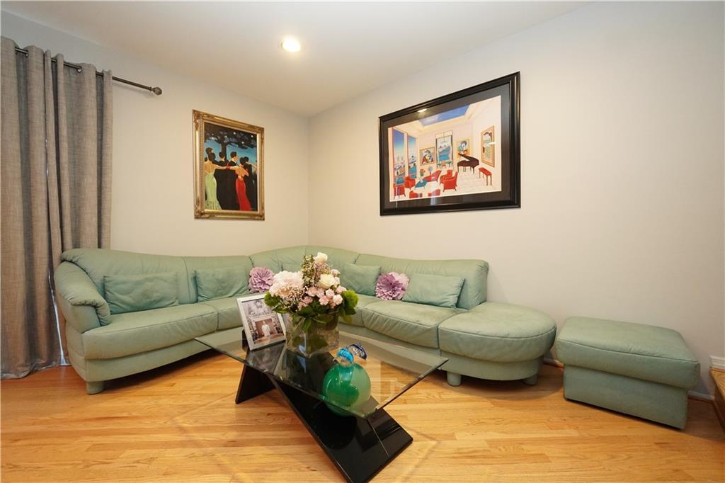 50 Dina Court, Staten  Island, New York, 10306 image 10