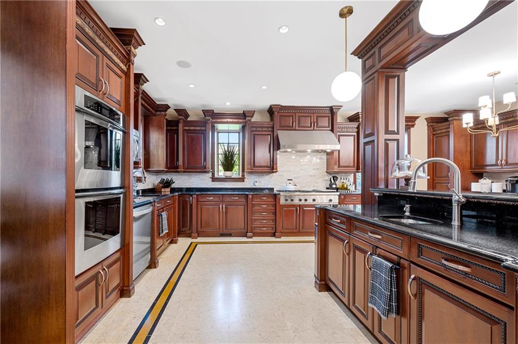 8524 Ridge Boulevard, Brooklyn, New York, 11209 image 13