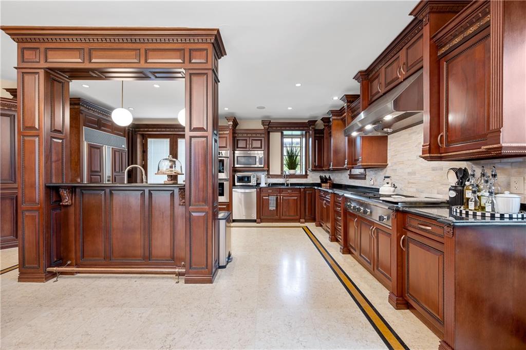 8524 Ridge Boulevard, Brooklyn, New York, 11209 image 14