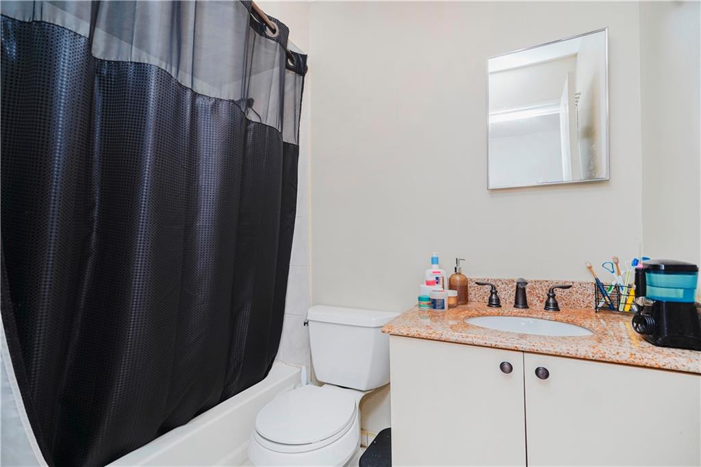 221 Arlo Road, Staten  Island, New York, 10301 image 21