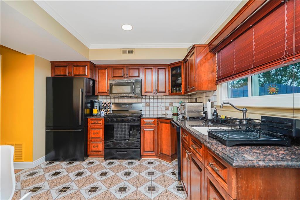 221 Arlo Road, Staten  Island, New York, 10301 image 6