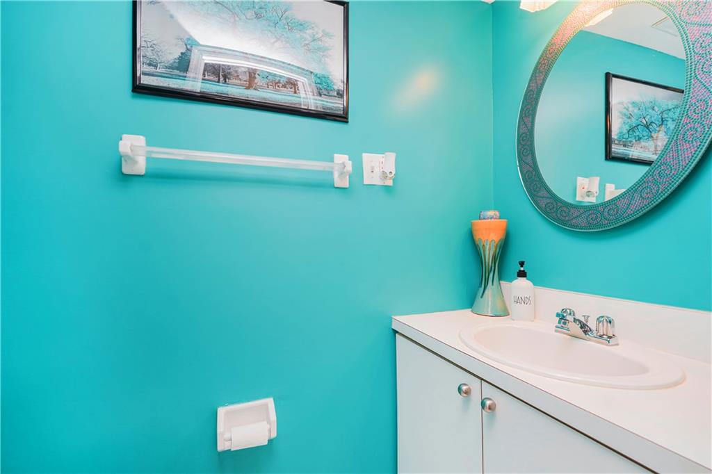 221 Arlo Road, Staten  Island, New York, 10301 image 8