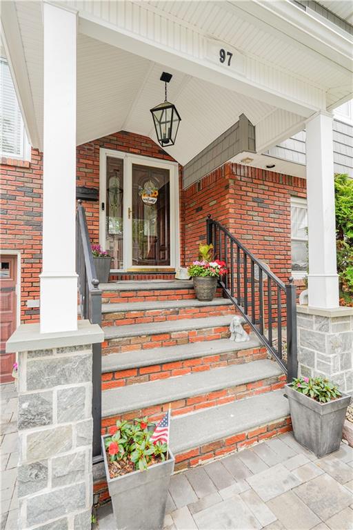 97 Martin Avenue Image 3