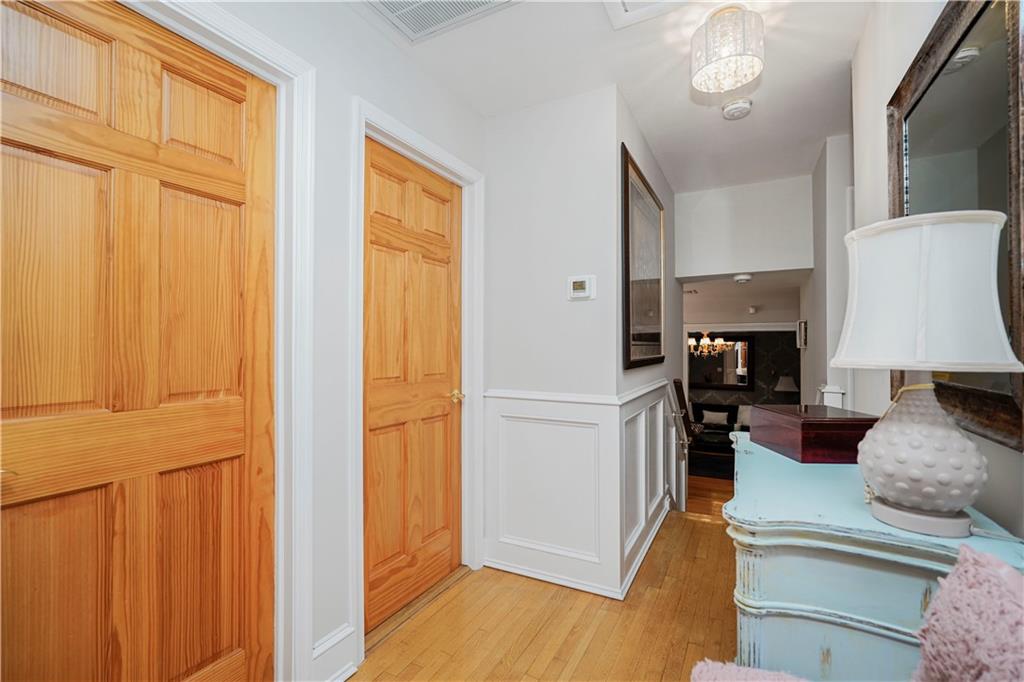 97 Martin Avenue, Staten  Island, New York, 10314 image 28