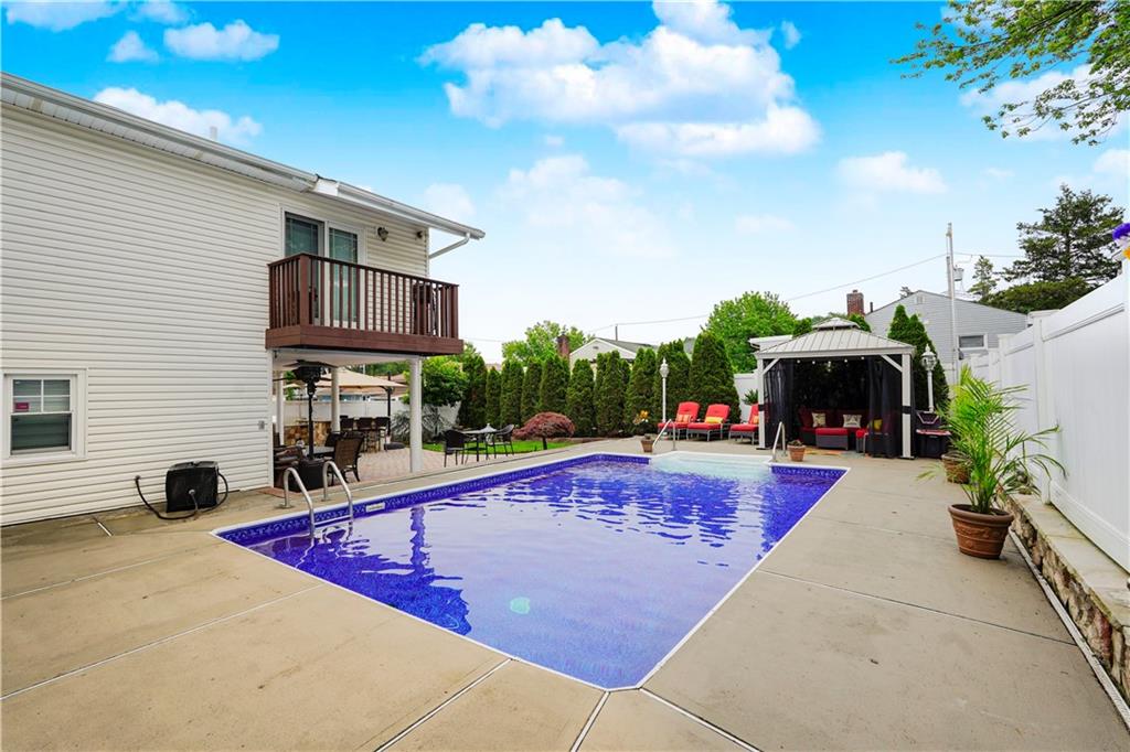 97 Martin Avenue, Staten  Island, New York, 10314 image 31