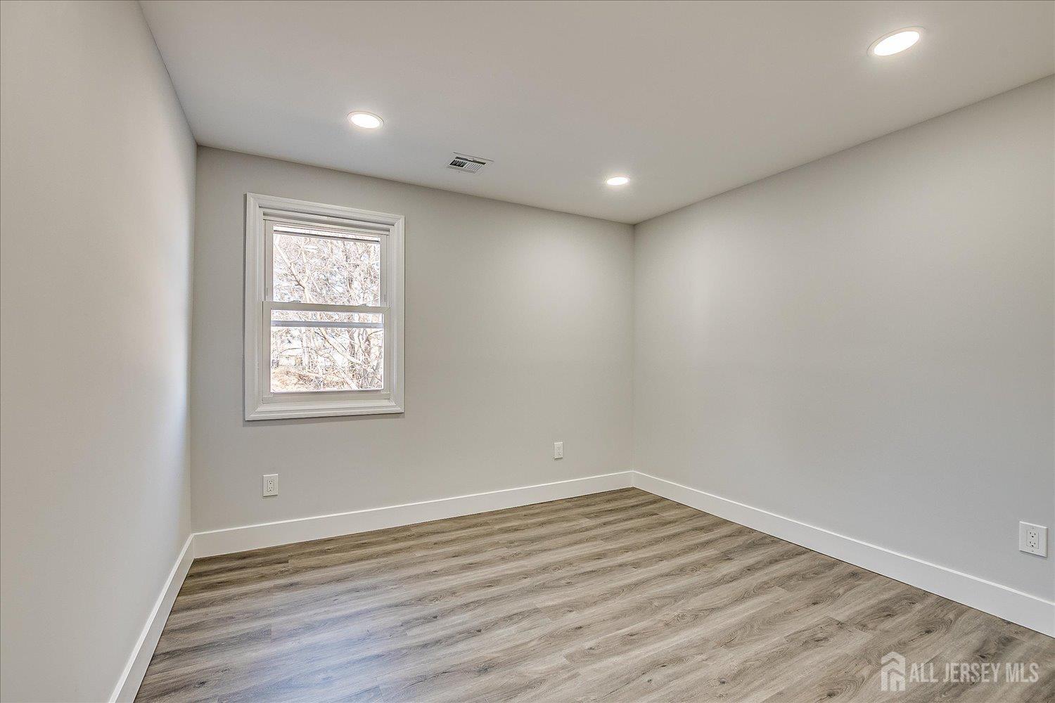 31 Smullen Street, Sayreville, NJ, 08872 image 26