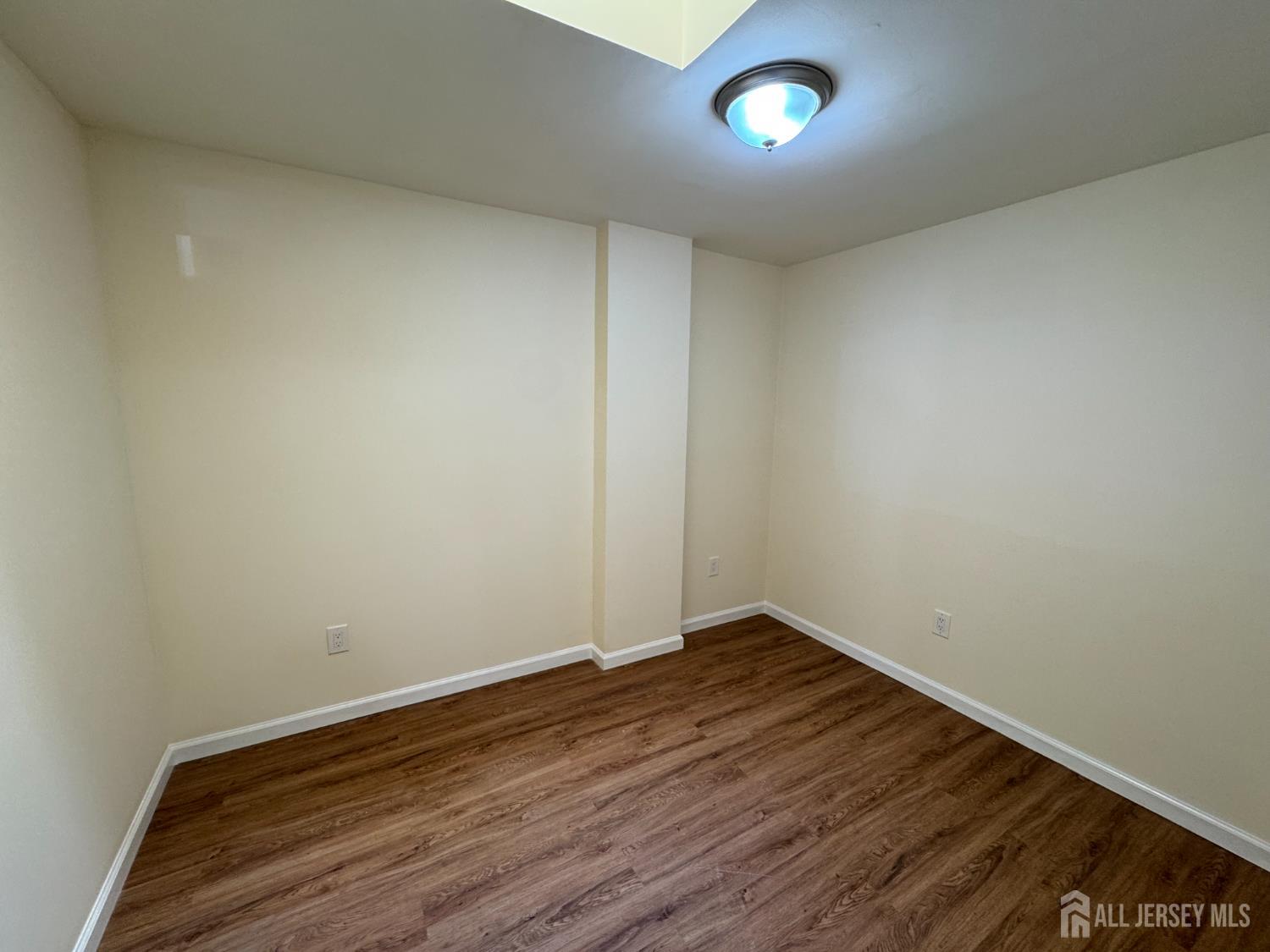 290 King Street A Image 3