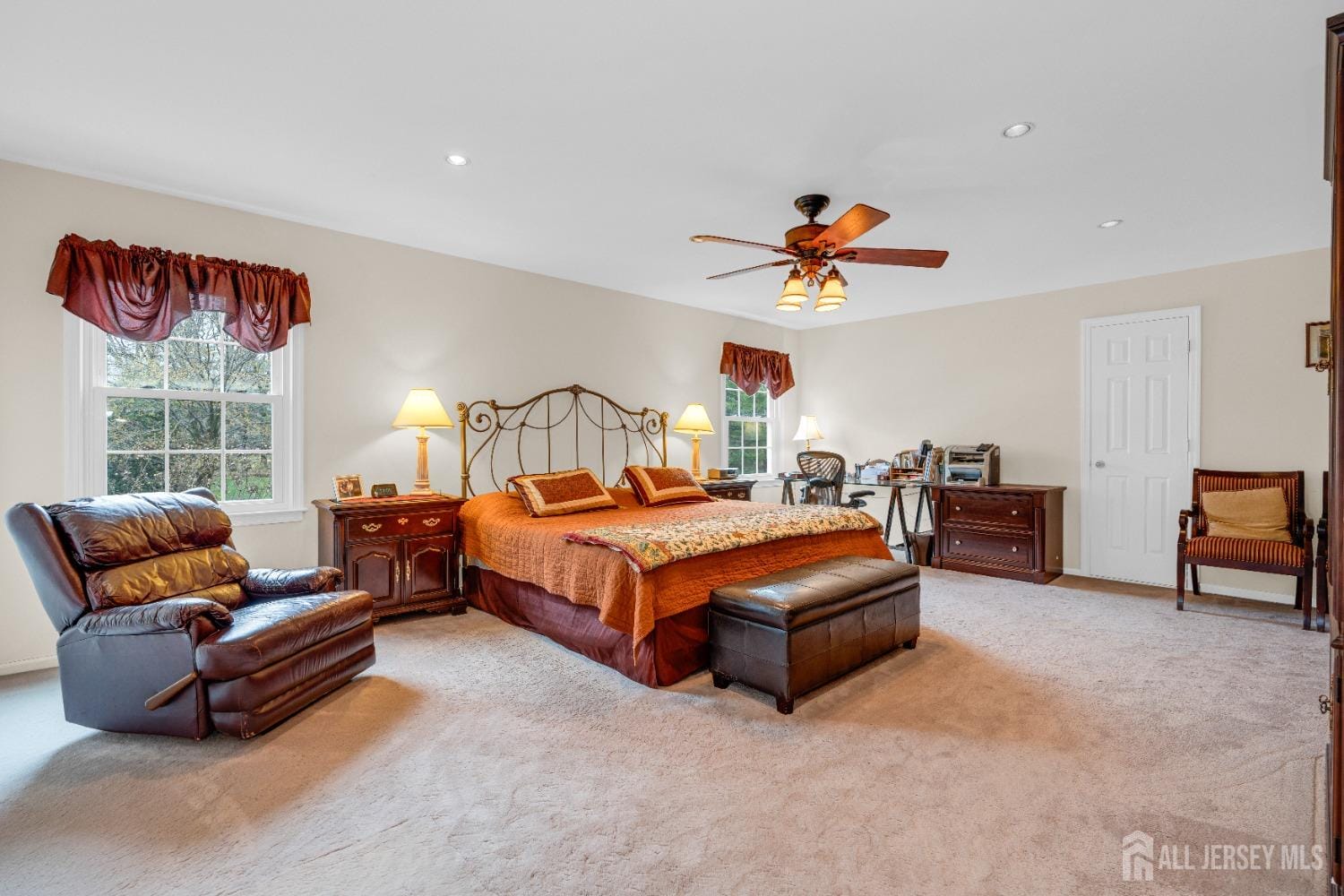 2 Pine Ridge Drive, Edison, NJ, 08820 image 23