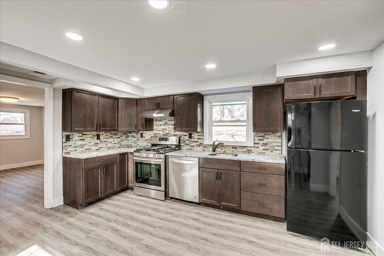 31 Smullen Street, Sayreville, NJ, 08872 image 14