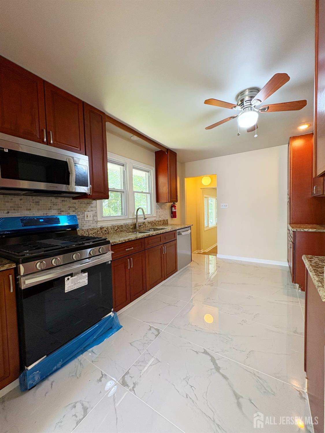 500 Grove Avenue, Highland Park, NJ, 08904 image 17