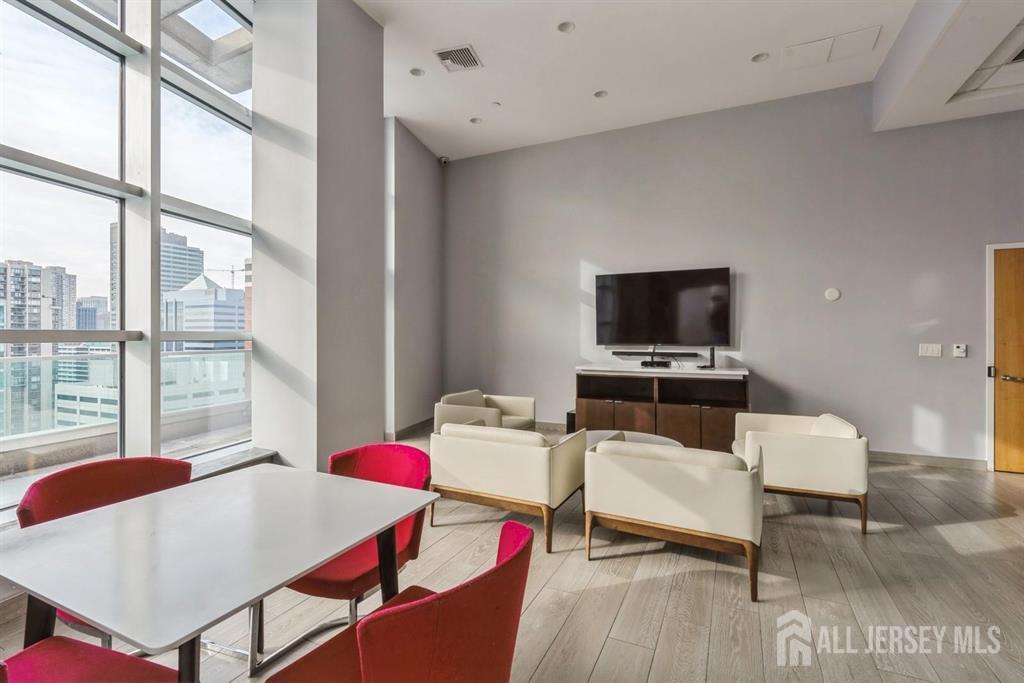 1 Shore Lane, Jersey City, NJ, 07302 image 35