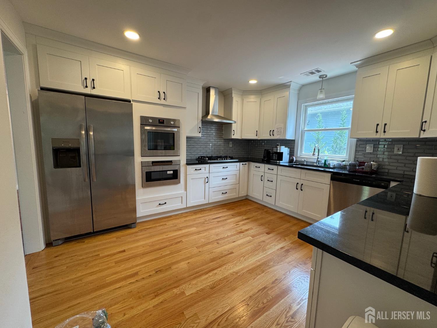 5 Hollywood Street, Edison, NJ, 08820 image 7