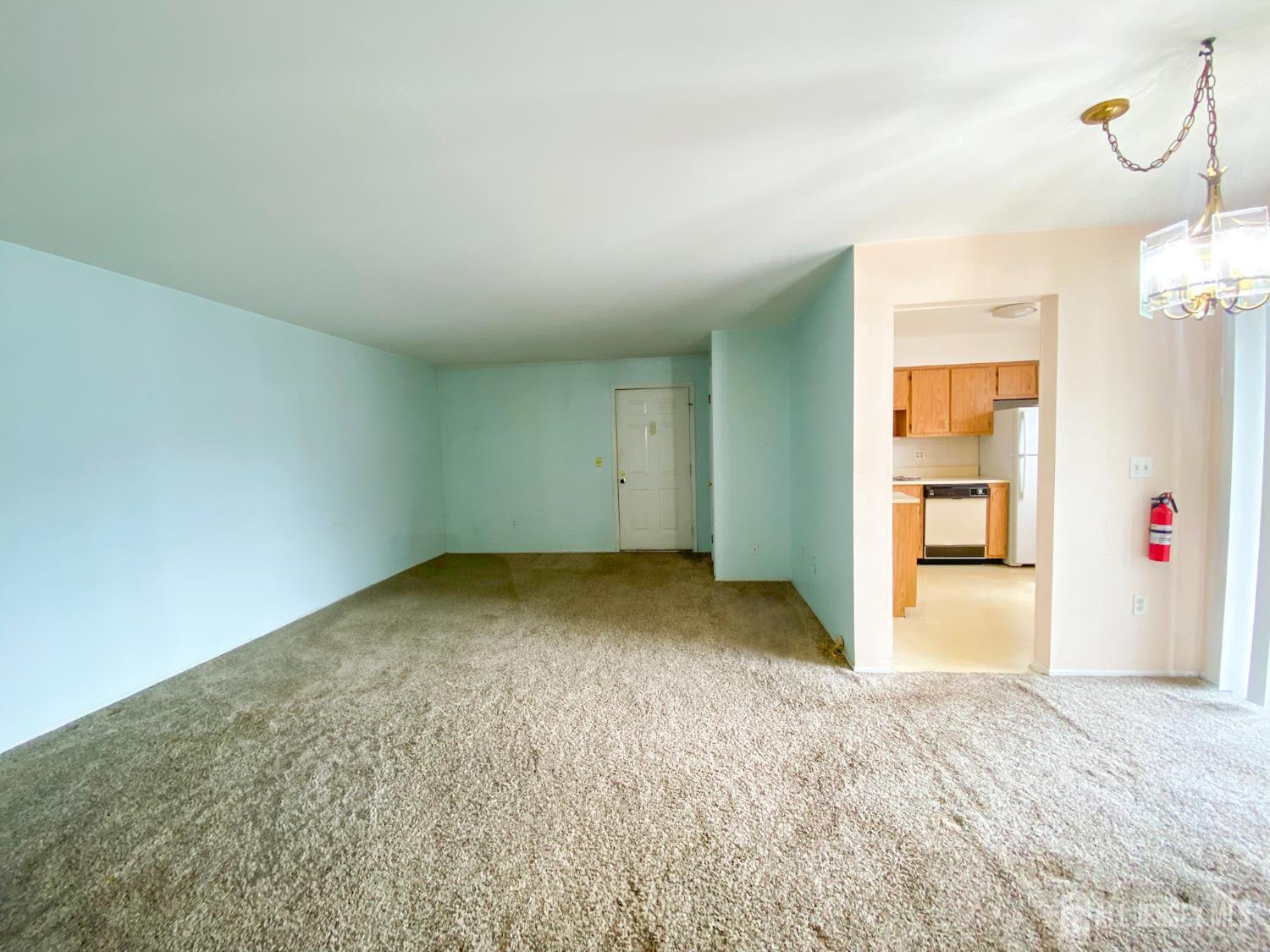 33 Foxhall Street B, Middlesex, NJ, 08846 image 7